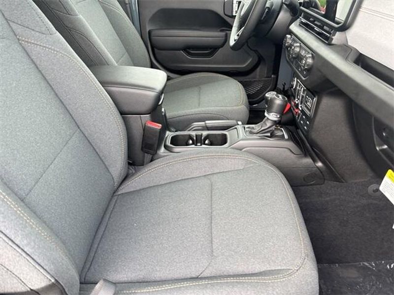 New 2026 Jeep Wrangler 4-door WillysImage 12