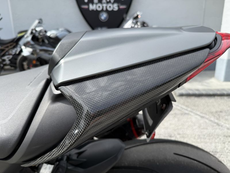 2022 Ducati Monster 937 