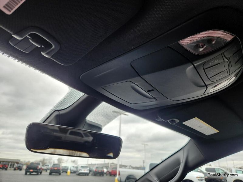 New 2026 Chrysler Voyager Lx