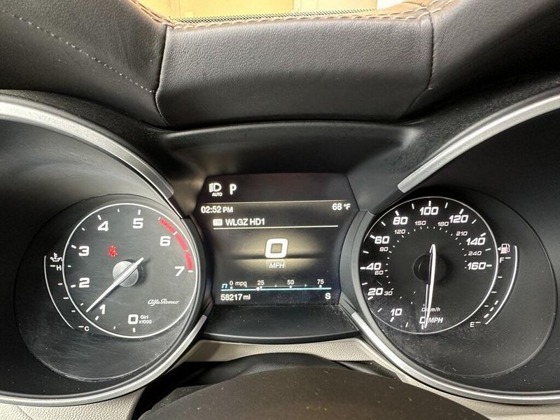 2021 Alfa Romeo Stelvio Ti SportImage 36
