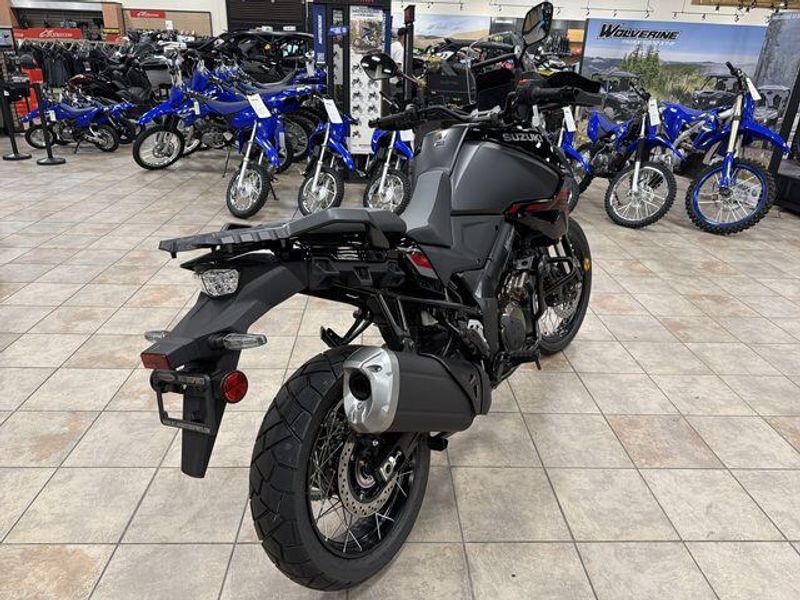 New 2025 Suzuki V-STROM 1050DE Image 17