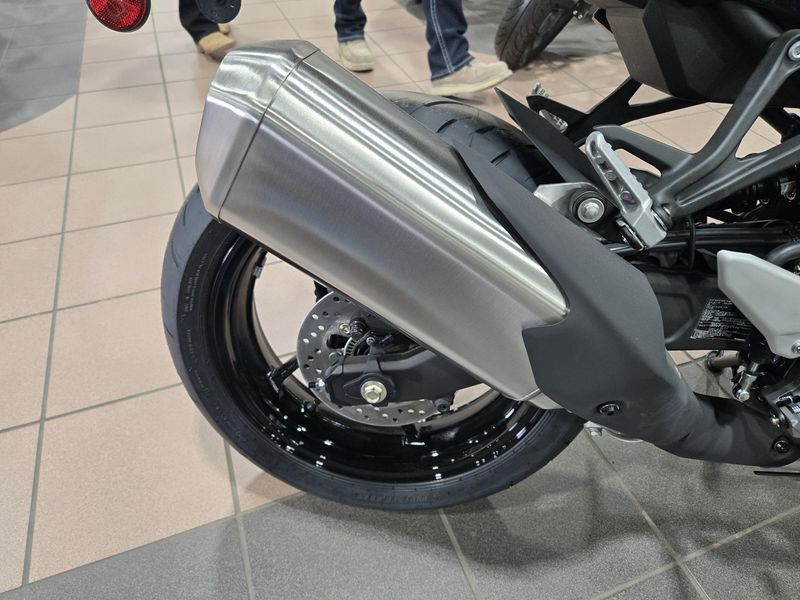 NEW 2026 KAWASAKI NINJA ZX-4R ABS Image 17