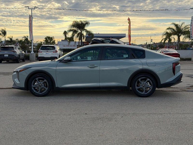 Used 2026 Kia K4 LXSImage 4