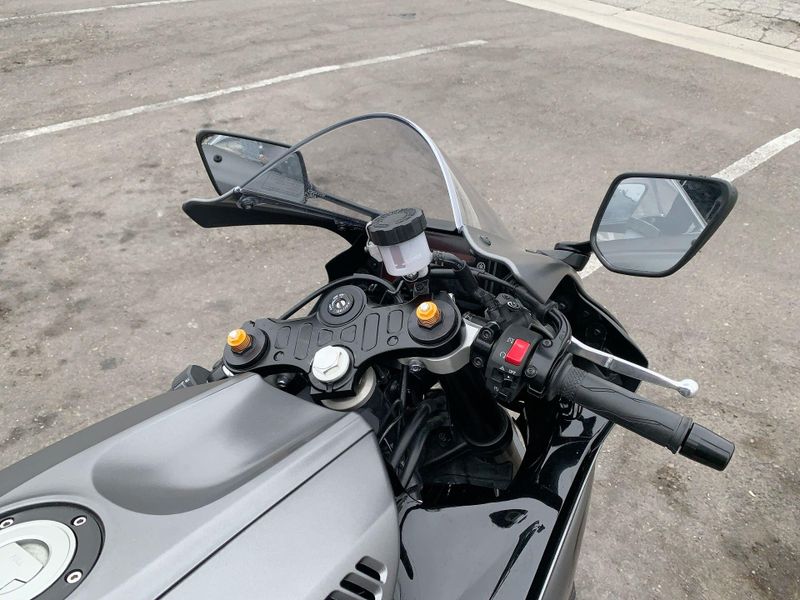 Used 2024 Yamaha YZF-R7 Image 19