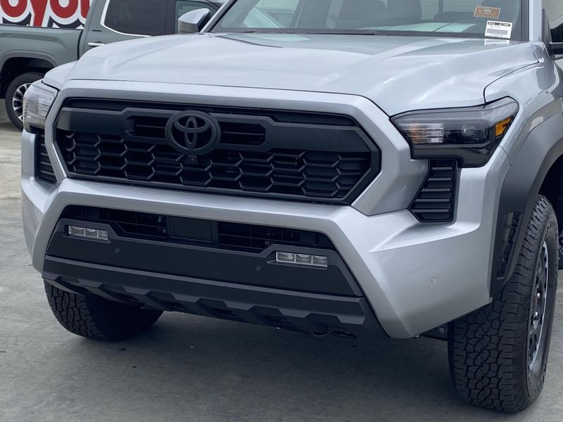 2025 Toyota Tacoma TRD Off RoadImage 7