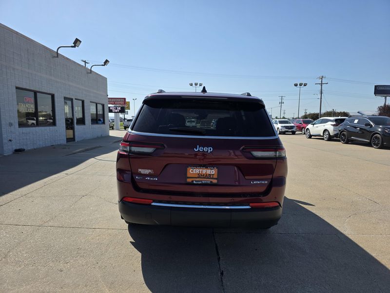 Used 2022 Jeep Grand Cherokee L LimitedImage 7