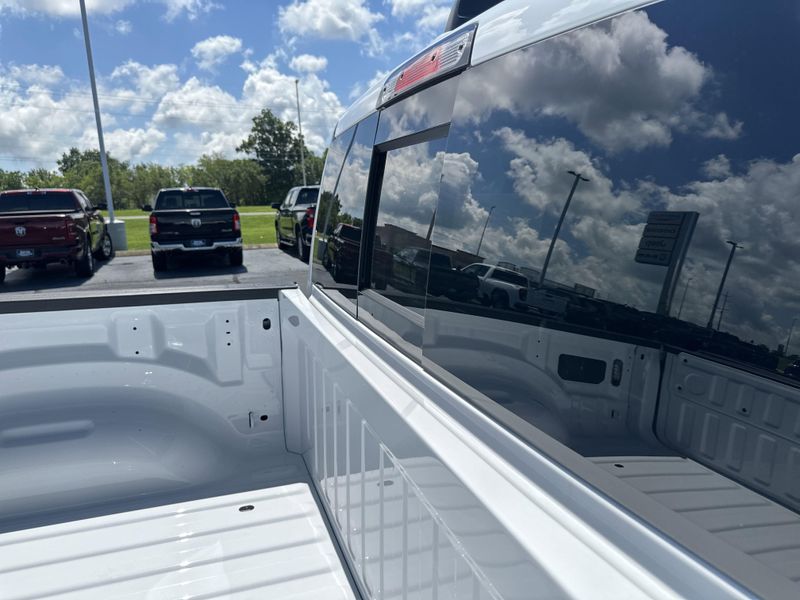 New 2025 RAM 1500 Laramie Crew Cab 4x4 5