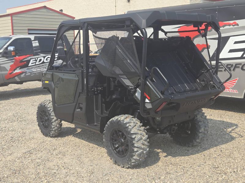 New 2026 Honda PIONEER 10005 DELUXE 