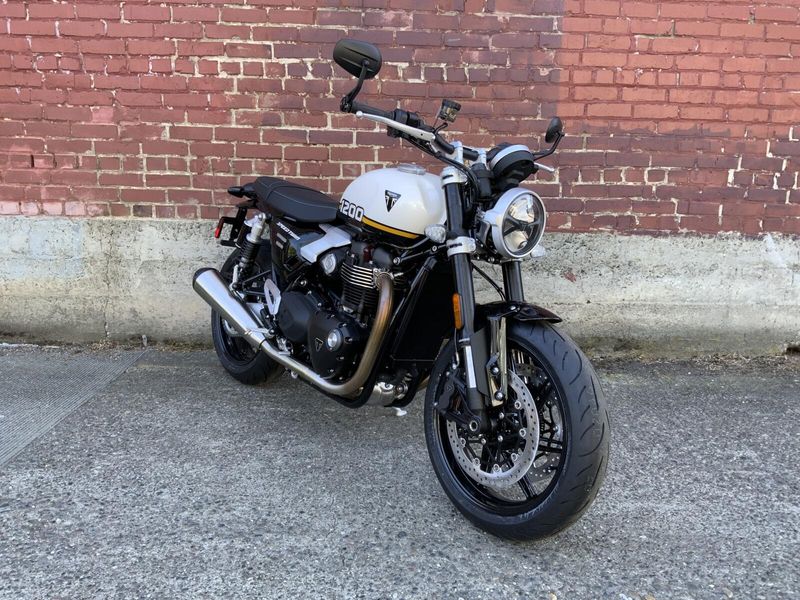 2025 Triumph SPEED TWIN 1200
