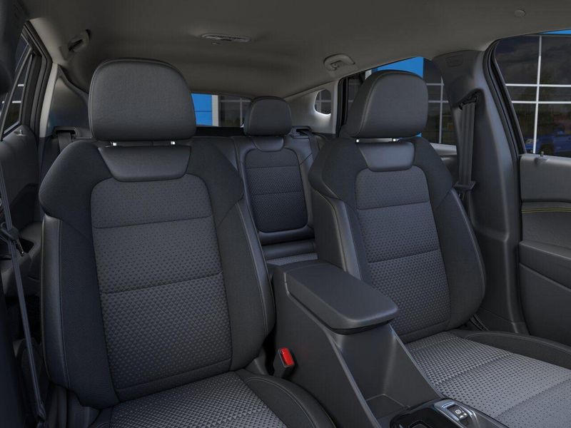 New 2025 Chevrolet Trax LTImage 16