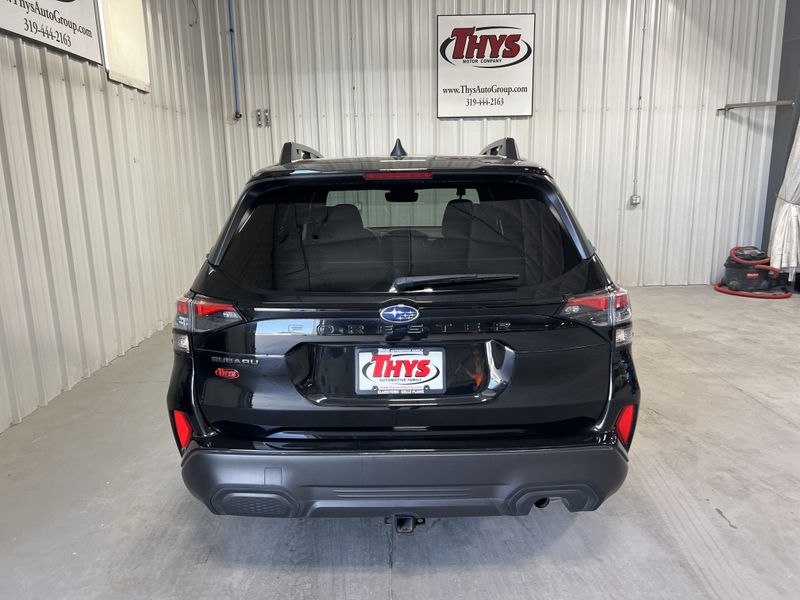 Used 2025 Subaru Forester PremiumImage 42