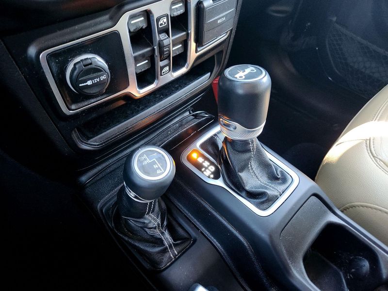 Used 2019 Jeep Wrangler Unlimited Sahara