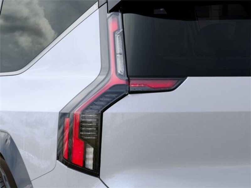New 2026 Kia EV9 LandImage 11