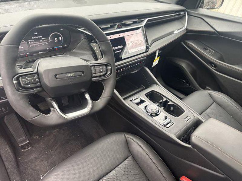 New 2026 Jeep Cherokee Overland 4x4Image 14