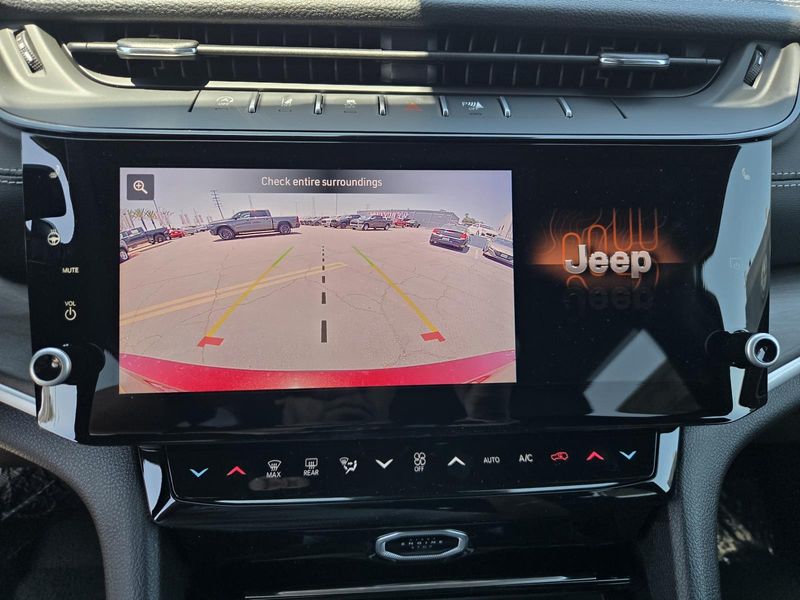 New 2026 Jeep Grand Cherokee L Laredo Altitude 4x4
