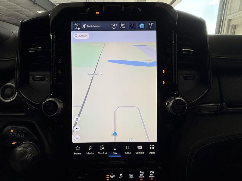 Used 2023 RAM 1500 LimitedImage 29