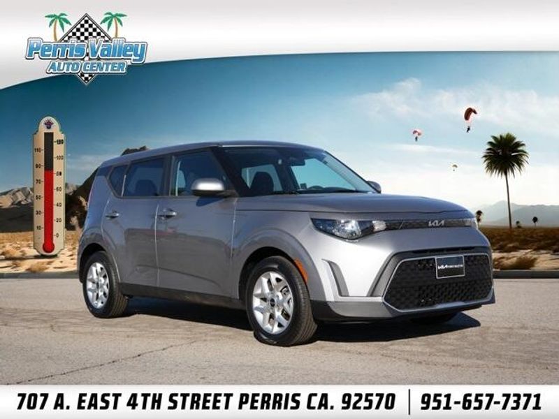 Used 2023 Kia Soul LXImage 1