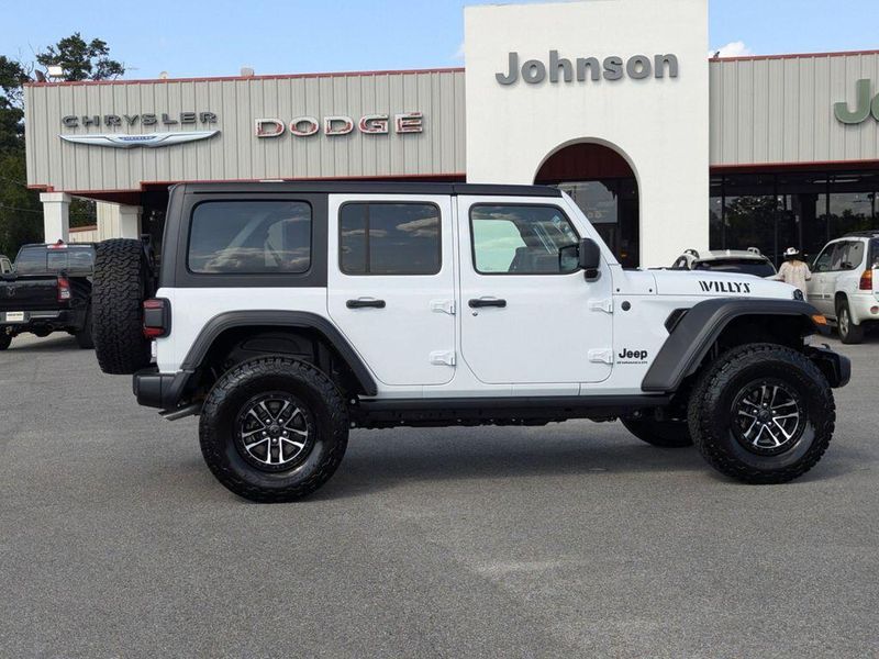 2024 Jeep Wrangler 4-door WillysImage 2