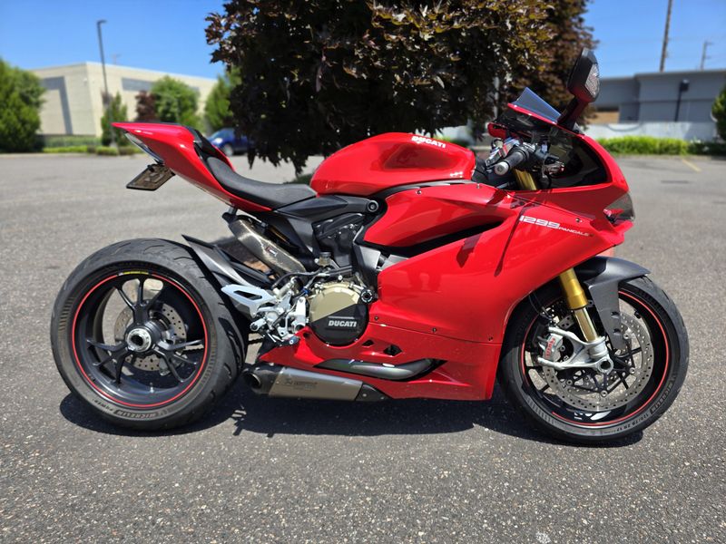 2015 Ducati PANIGALE 1299 S 