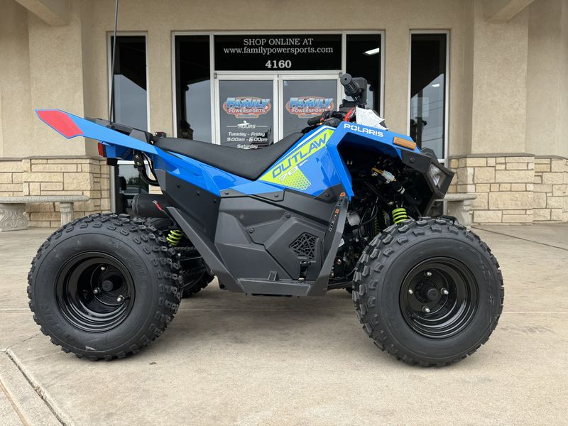 2024 Polaris OUTLAW 70 EFI VELOCITY AND BLUE LIFTED LIMEImage 1