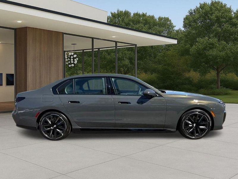 New 2026 BMW 7 Series 750e xDriveImage 7