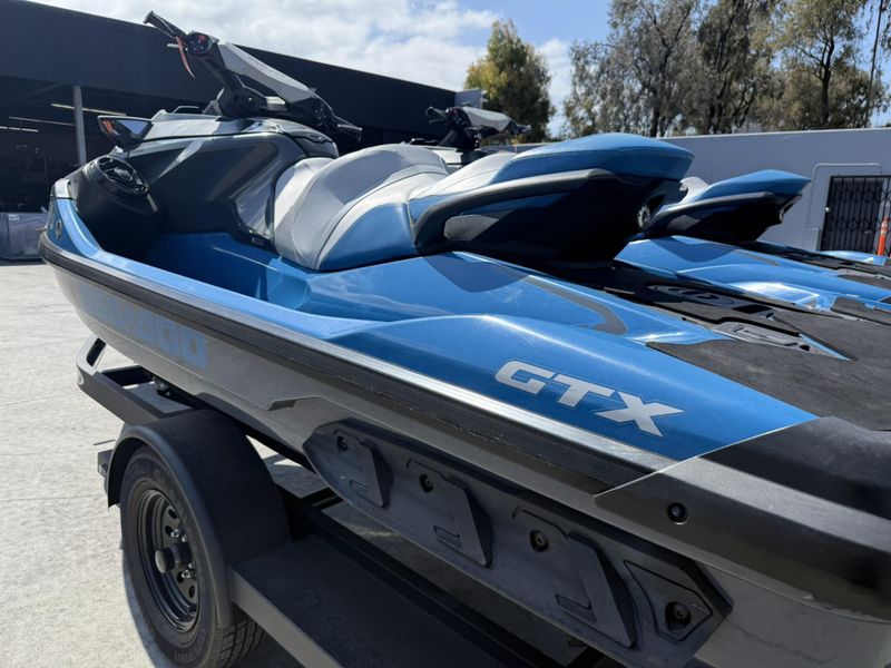 Used 2018 Sea-Doo GTX 155 W/SOUND Image 2