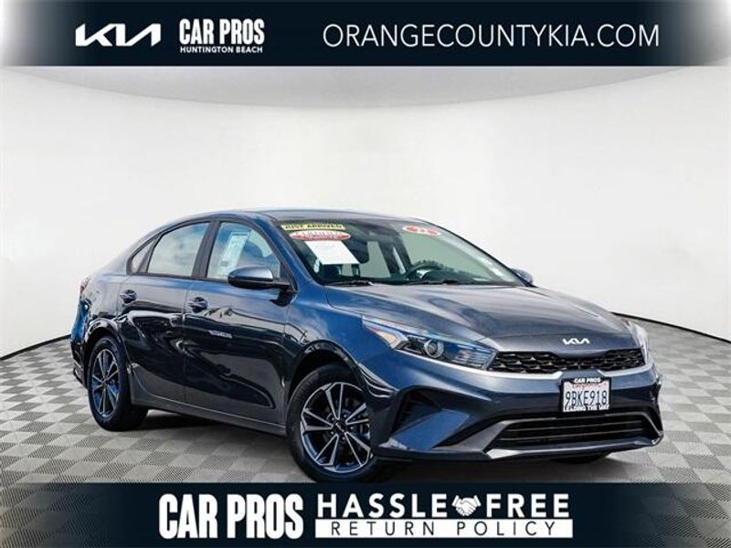2022 Kia Forte LXSImage 1