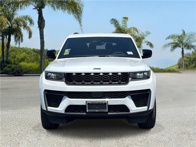 New 2026 Jeep Grand Cherokee L Laredo Altitude 4x4