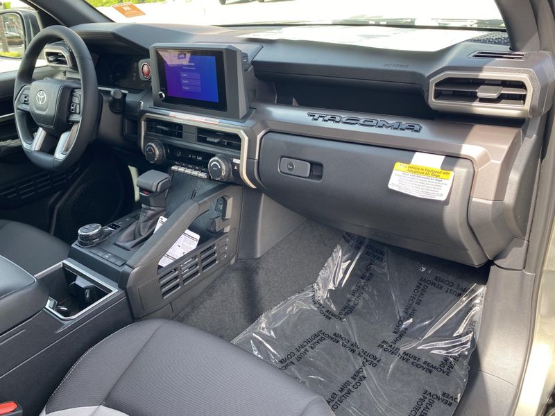 2025 Toyota Tacoma TRD Off RoadImage 9
