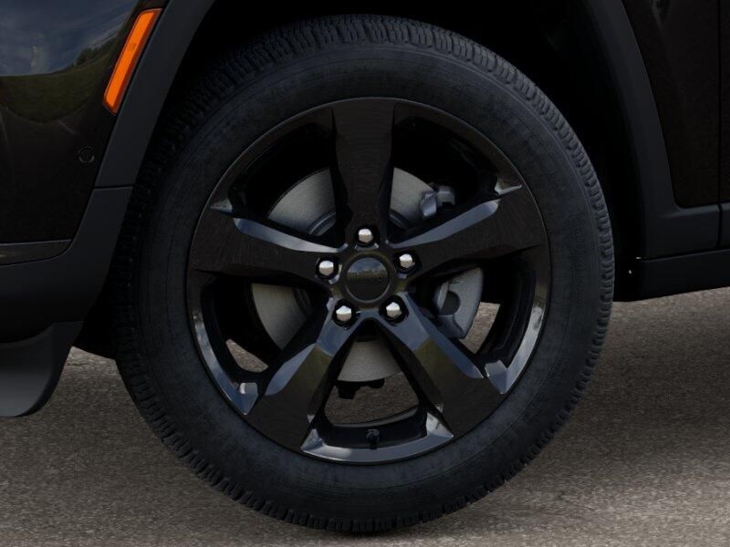 New 2025 Jeep Grand Cherokee L Limited 4x4Image 25