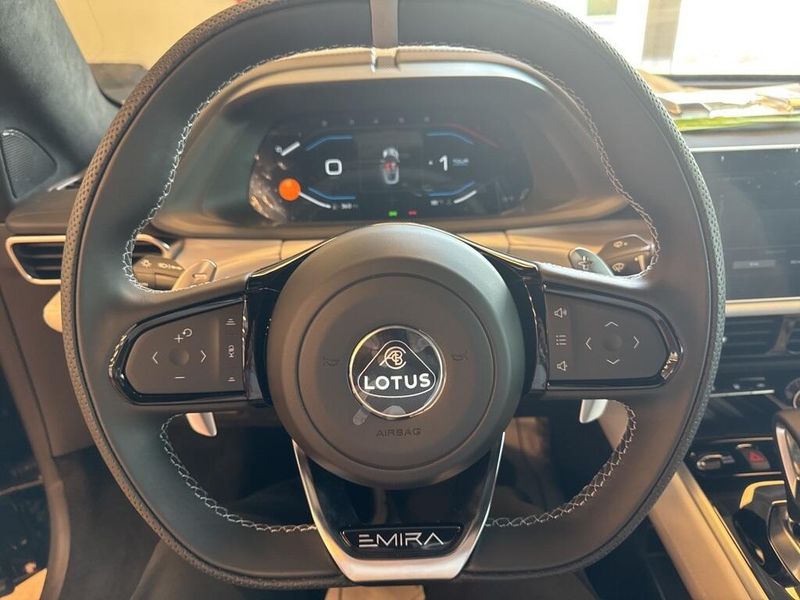 2025 Lotus Emira 