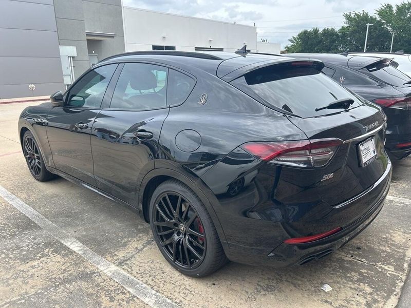 2021 Maserati Levante SImage 4