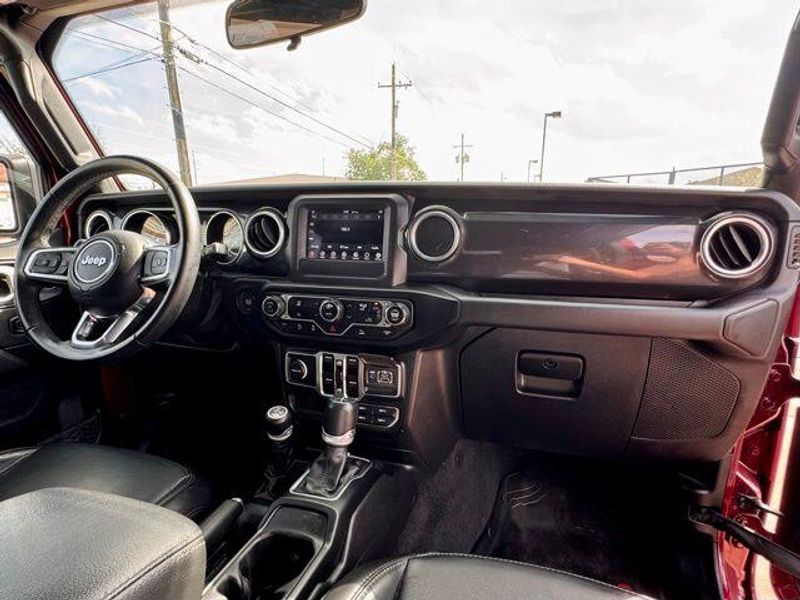 Used 2021 Jeep Wrangler Unlimited Sahara AltitudeImage 12