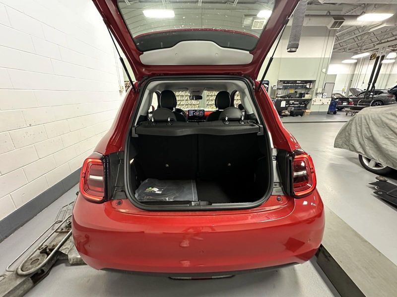 New 2024 Fiat 500e Inspi(red)Image 22