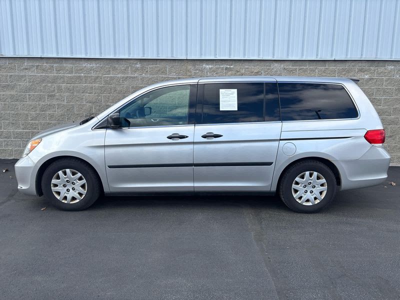 2009 Honda Odyssey LX photo 4