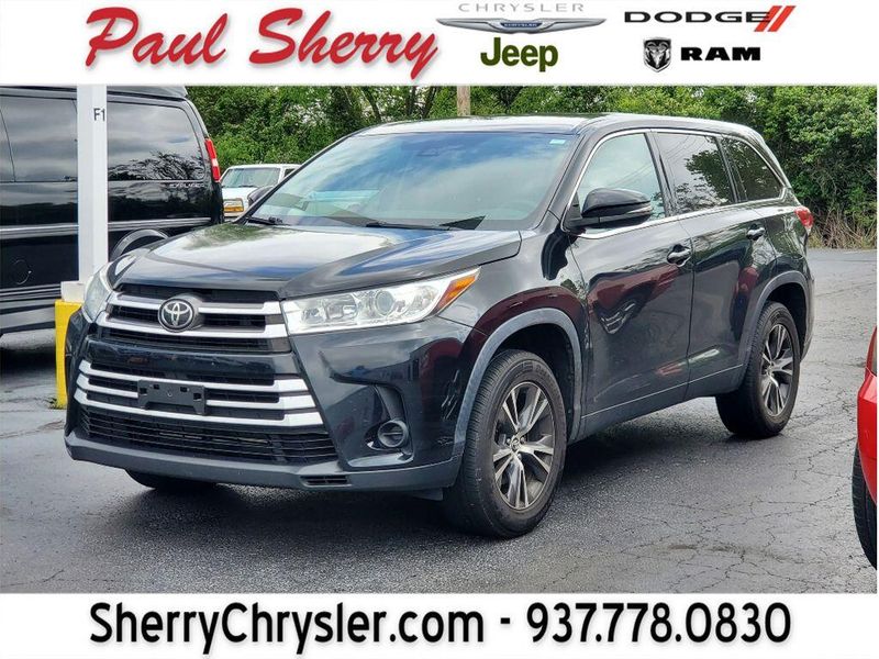 Used 2019 Toyota Highlander LE