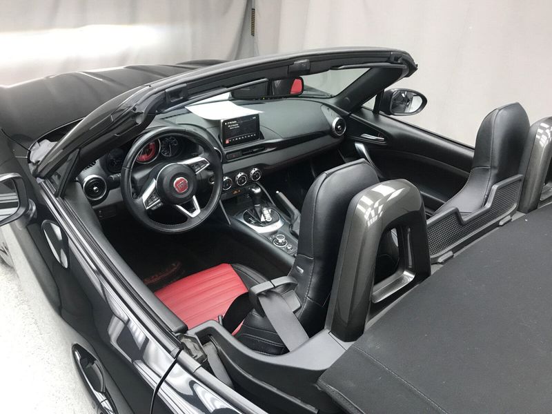 2017 Fiat 124 Spider Elaborazione AbarthImage 3