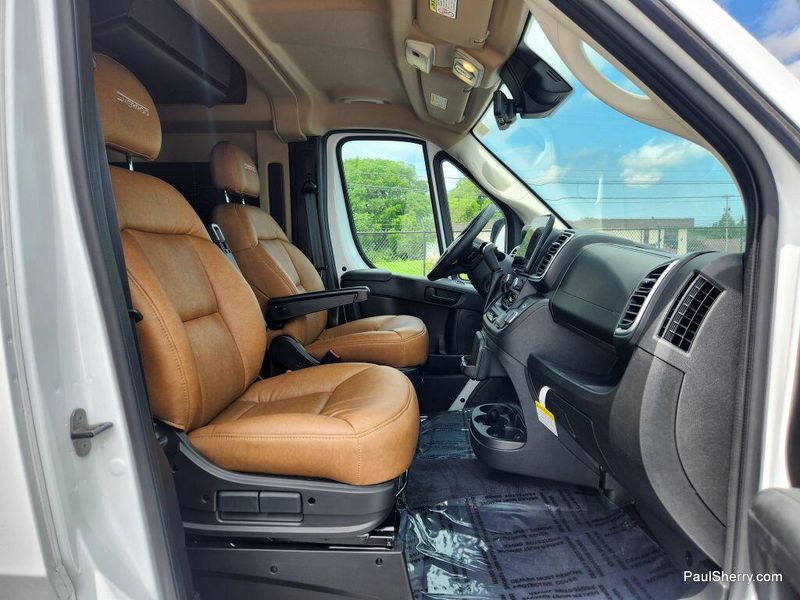 2024 RAM Promaster 3500 Slt+ Window Van High Roof 159