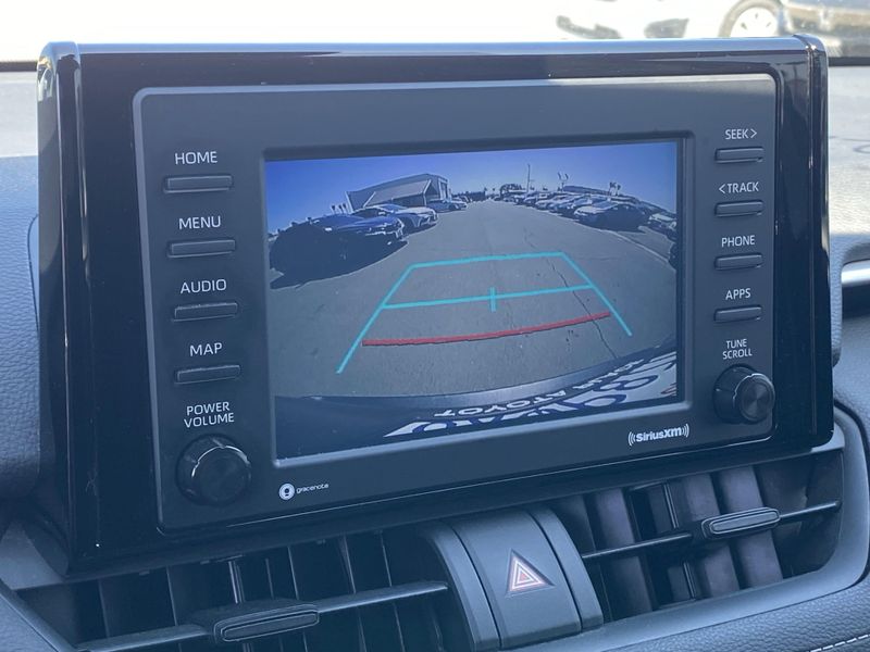 2021 Toyota RAV4 XLEImage 6