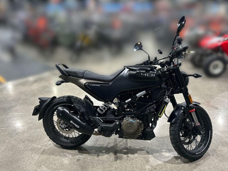 Used 2023 Husqvarna SVARTPILEN 401 Image 12