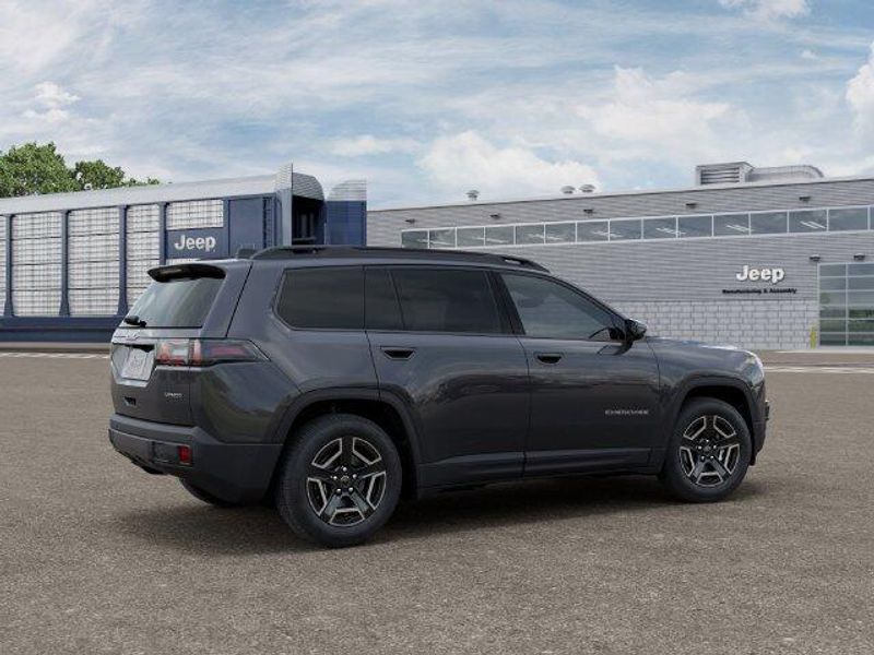 New 2026 Jeep Cherokee Laredo 4x4Image 4