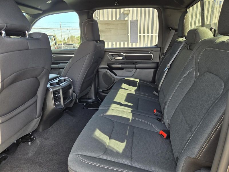 New 2026 RAM 1500 Big Horn Crew Cab 4x4 5'7' Box