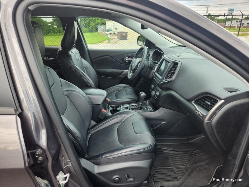 Used 2022 Jeep Cherokee Latitude Lux