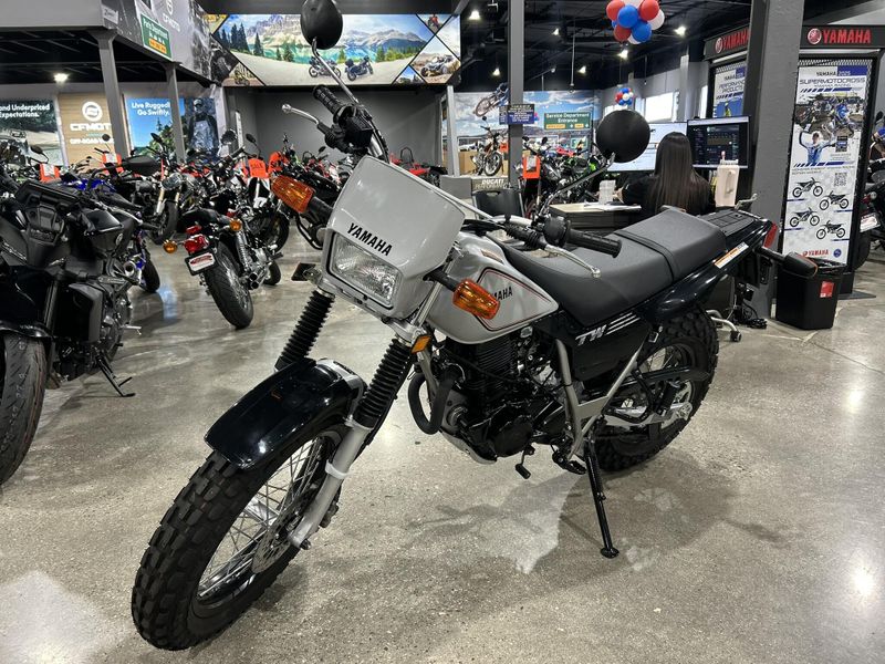 Used 2025 Yamaha TW200 Image 11