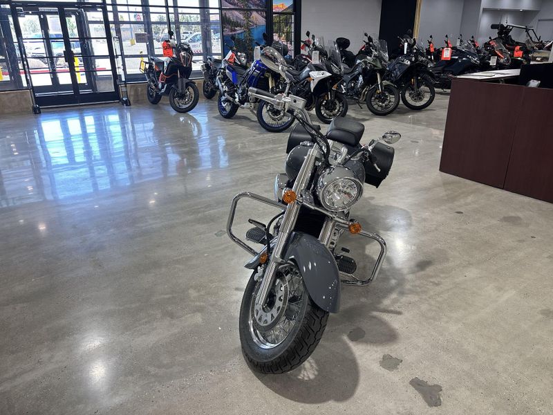 Used 2021 Suzuki BOULEVARD C50T Image 11