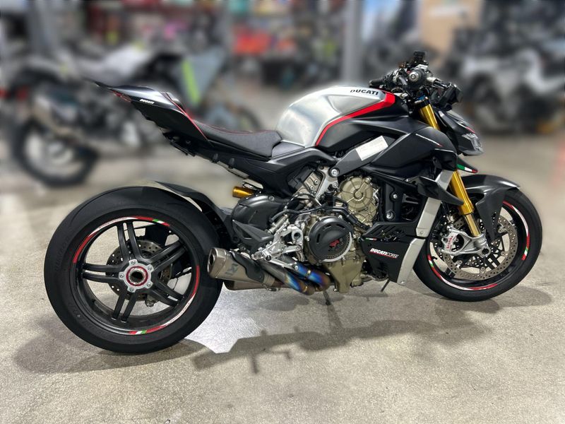 Used 2022 Ducati STREETFIGHTER V4 SP Image 12