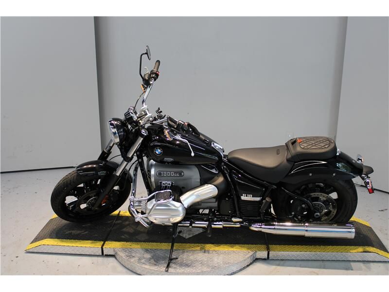 Used 2022 BMW R18 Image 3