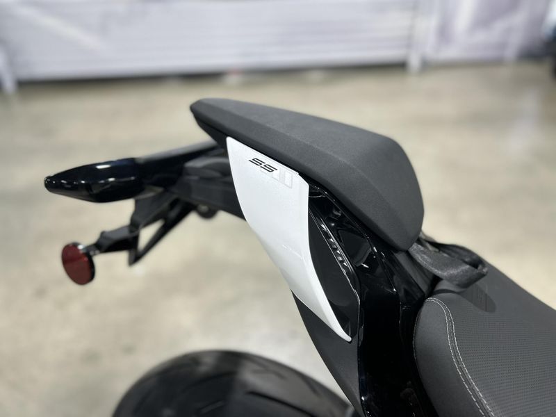 New 2025 CFMOTO 675SS Image 22