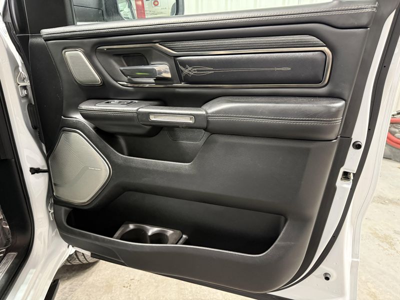Used 2021 RAM 1500 LimitedImage 7