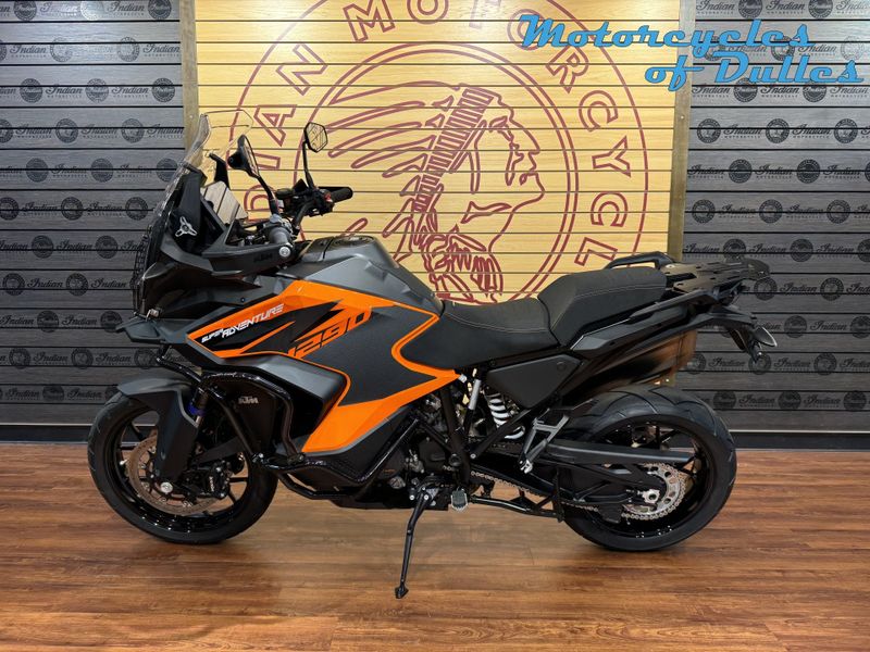 2023 KTM Super Adventure 1290 S Image 5